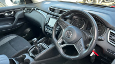 Nissan Qashqai 1.3 DiG-T Acenta Premium 5dr Petrol Hatchback